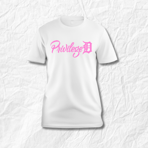 CLASSIC CREWNECK T-SHIRT