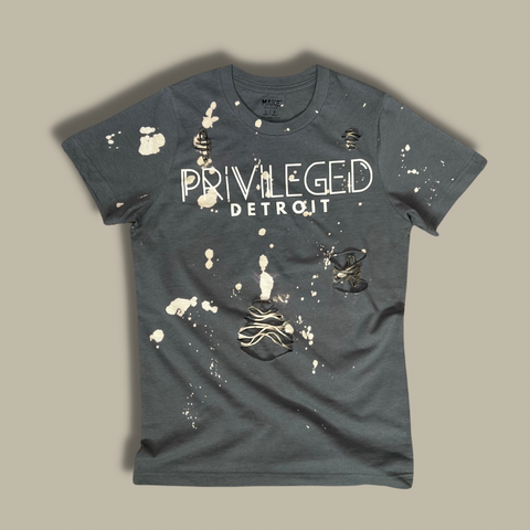 DISTRESSED T-SHIRT (1)